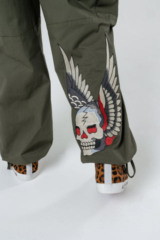 Miesten Destiny Skull Wings Cargo Pants -housut - oliivi