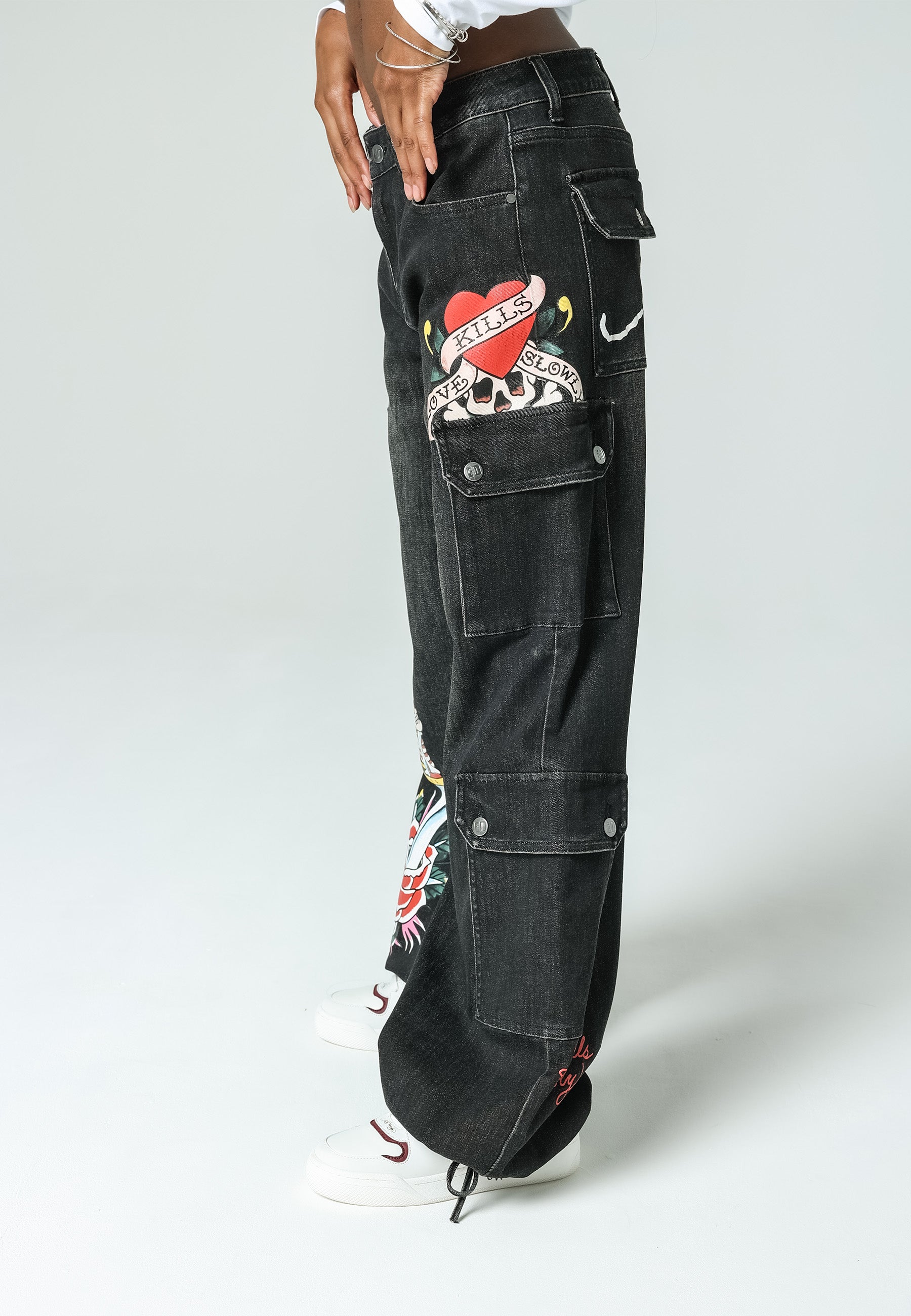 Calça jeans feminina Love-Kills Cargo - preta – Ed Hardy Europe